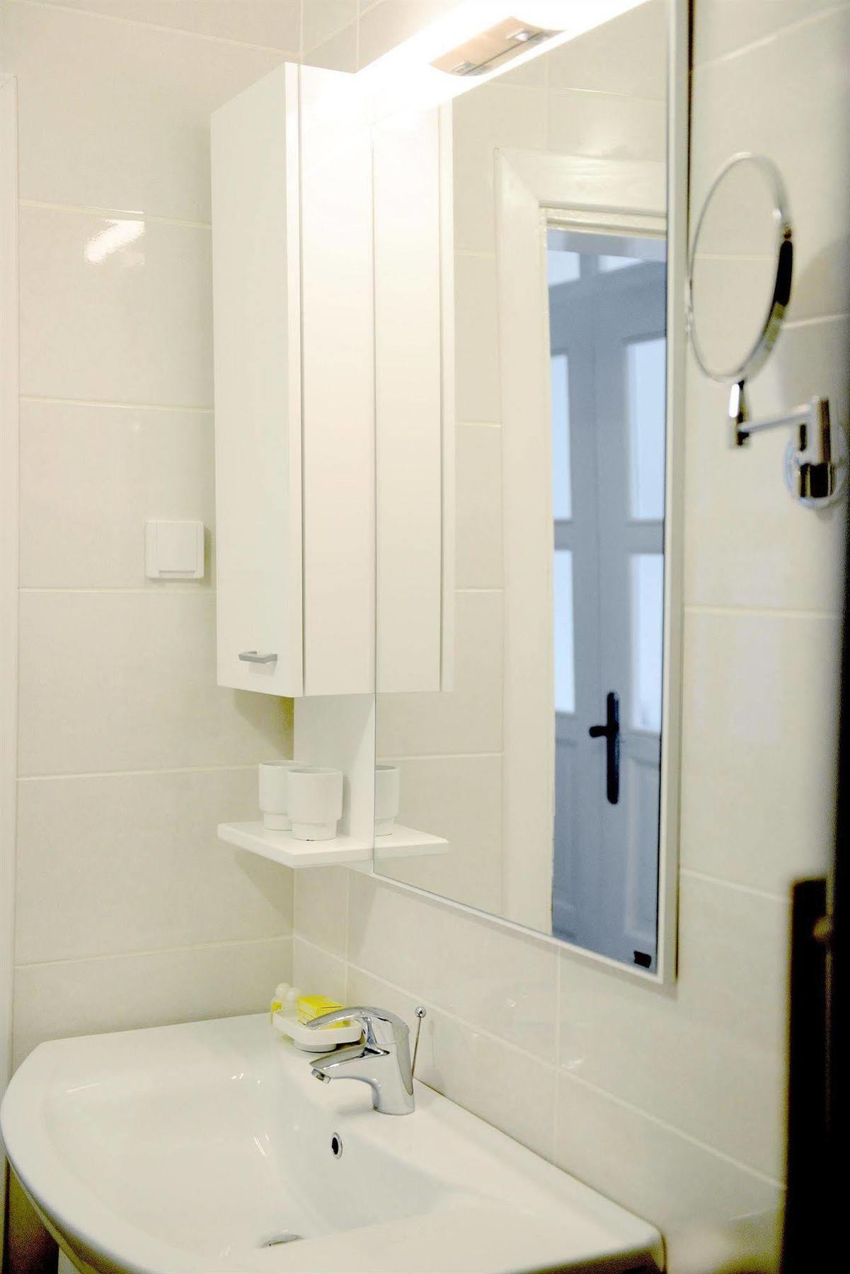 Sanja Former Oliva Hotell 3*